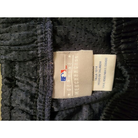 Atl. Braves shorts size large 12-14 - Picture 4 of 6